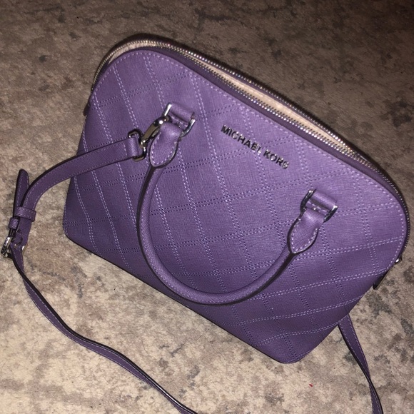 Michael Kors Handbags - Michael Kors Purse Michael Kors Handbags - Michael Kors Purse